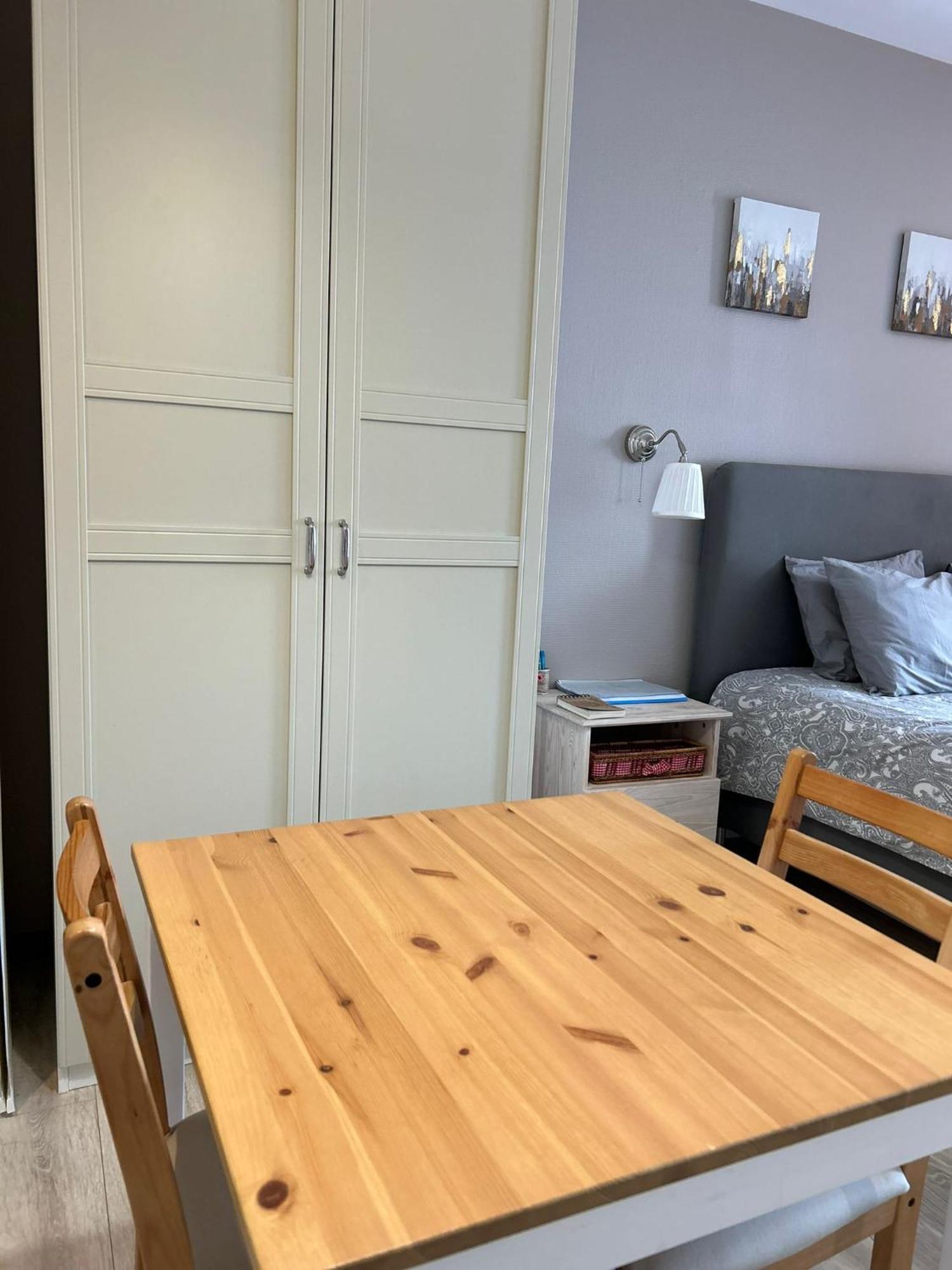 Aparthotel Les Petits Nids De Nina 1 Fosses-La-Ville Esterno foto